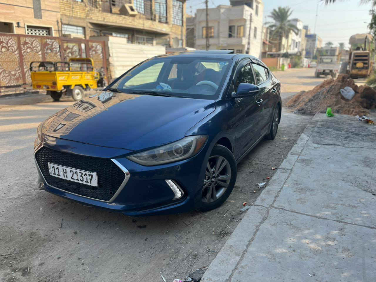 السلام عليكم النترا للبيع موديل 2018 كندي ماشية 165 kmفول مواصفات 1/1  3 انضمة قيادة بصمة تشغيل وبصمة ابواب حساسات خلفية كامرة دوارة فتحة مانع انزلاق تدفئة بالكشنات والستيرن اشارة ترحيب مكينة مفتوحة مجفتة حادثها الباب الخلفي ومعدل وبيها بصفحة الحادث كلير صفحة من كندا والبنيد مصبوغ ومابيها ولا قطعة مبدلة شواصي لغود كفالة عامة رقم بغداد باسمي السعر 112 وبيها مجال بسيط مكان بغداد عامرية للاستفسار ***********
