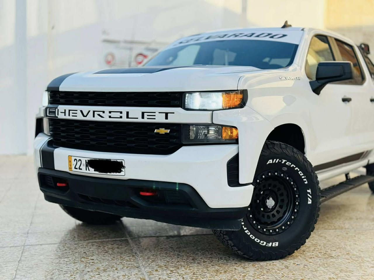 سلام عليكم شوفرليت سلفرادو موديل ٢٠٢٢ كوسم محرك اربعه سلندر باب طويل بدي قصير صور الحادث  بالمنشور رقم اربيل باسمي السياره جاهزه من كل شي مصروف عليها السياره مرفعه مكانها بغداد للتصال ***********
***********
مكلف بنشر الخاص مغلق بس على الهاتف
