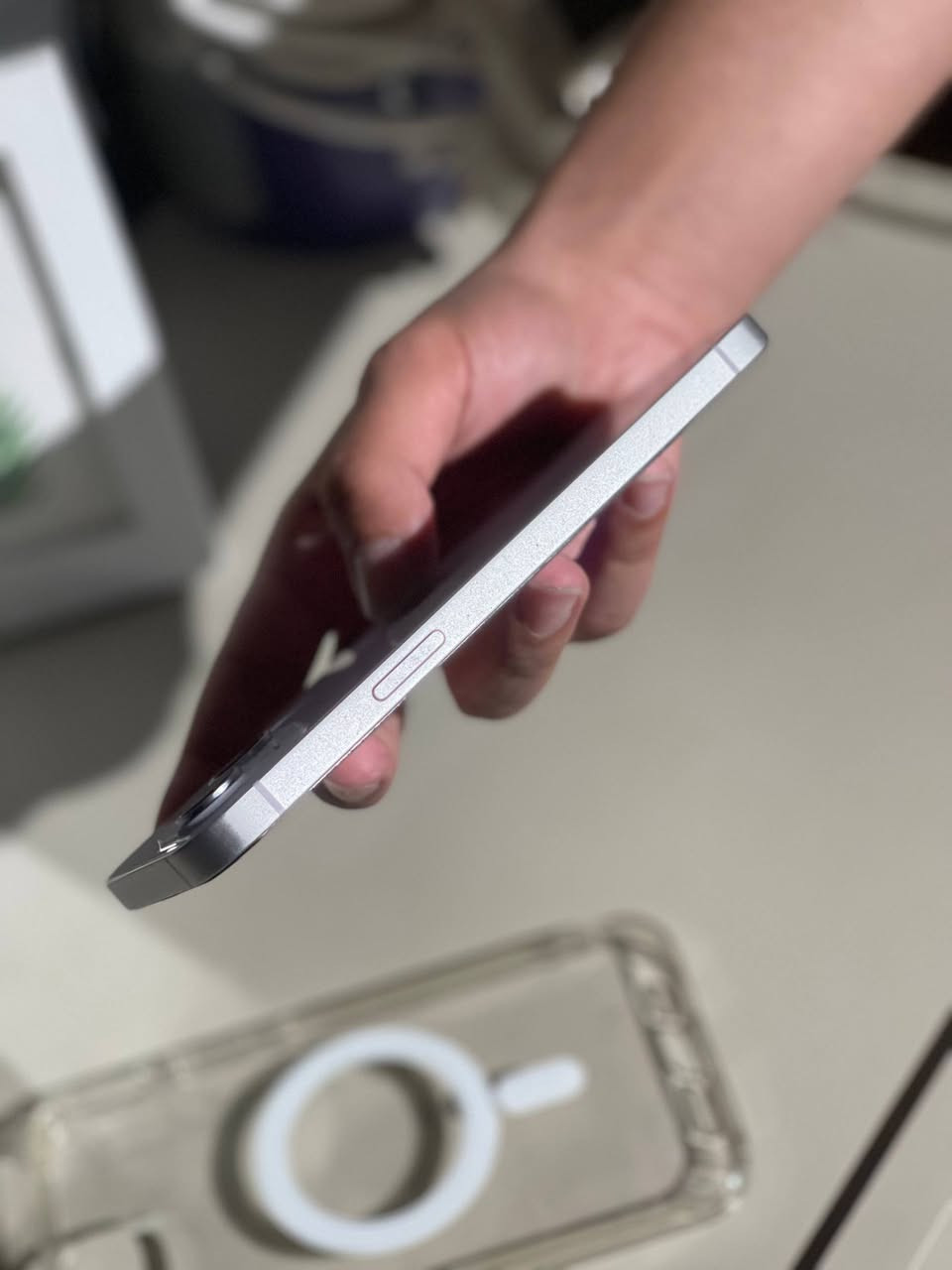 آيفون 14Plus ذاكرة 128 تك سيم كارت شرق اوسط مكفول لون بنفسجي بطارية 88 الجهاز بدون ملحقات مكاني نجف السعر 600 وبي مجال ***********
