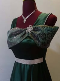 فستان حرير • ملبوس مره • صدر لؤلؤ