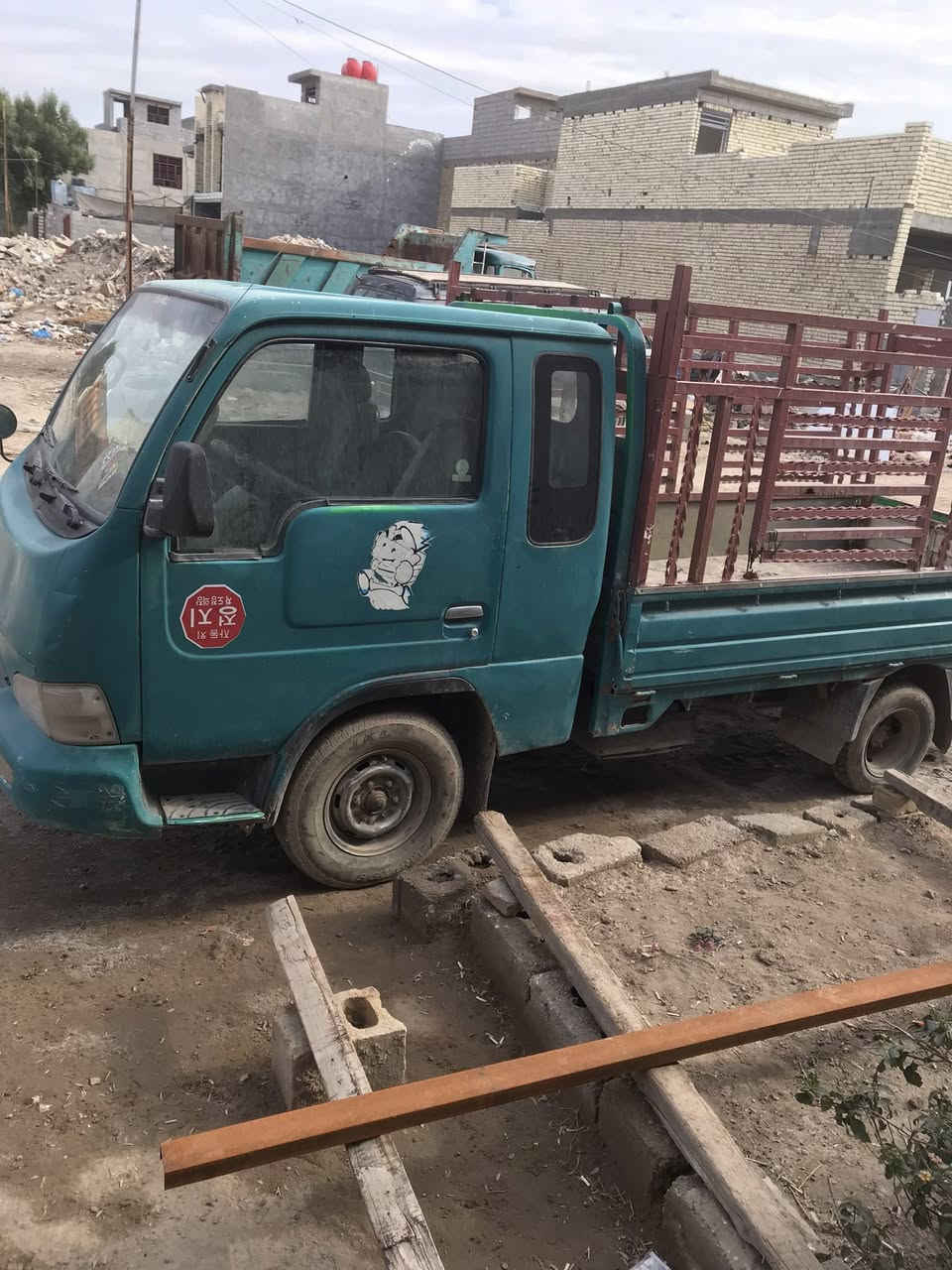 للبيع
كيا حمل سامسونك 
موديل 2000
رقم بغداد وبسمي 
جهازه 
السعر 50 

موبايل ***********
