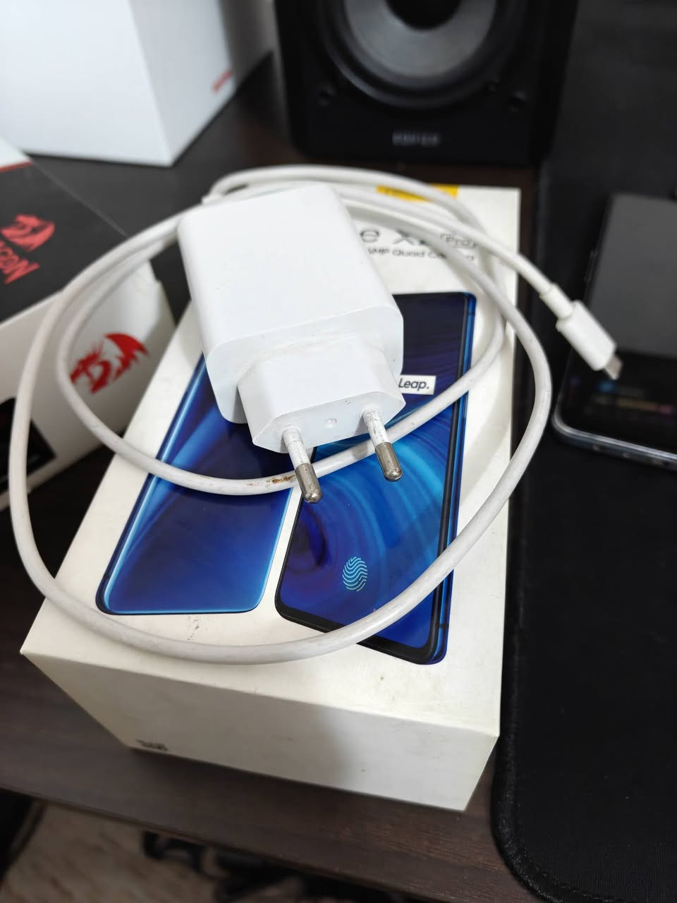 Realme X2 Pro

جهاز ريلمي اكس 2 برو للبيع ذاكرة 128 لون ابيض مع باكيت و شاحنة 33 واط السعر 200 الف قفل مكان بغداد الشعب للتواصل ***********
