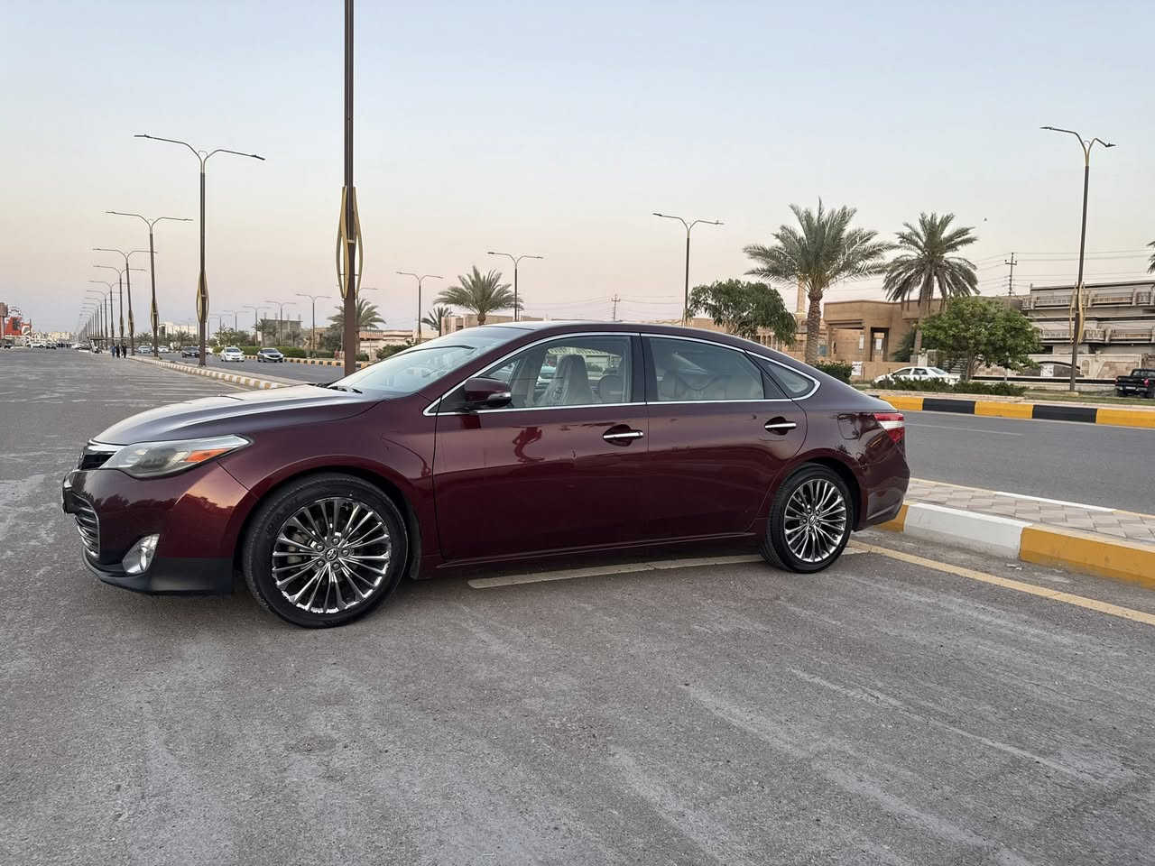 سلام عليكم
للبيع فقط افلون خليجي لمتد فوول مواصفات  بدون اي نقص موديل 2014 رقم اربيل كفاله عامه بدون صبغ بدون تعديل بدون ضربه محرك بلادي بدون رواجز جديده وبدون اي نقص او خلل الون ماروني الداخل بيجي ماشيه 177 الف كيلو متر تحويل او وكاله مباشر سياره جديده واحلى من الصور على ايد وحده بدون مصرف والسونار مرفق بلصور 
السعرر 188 ورقه ومجال 
***********
***********
