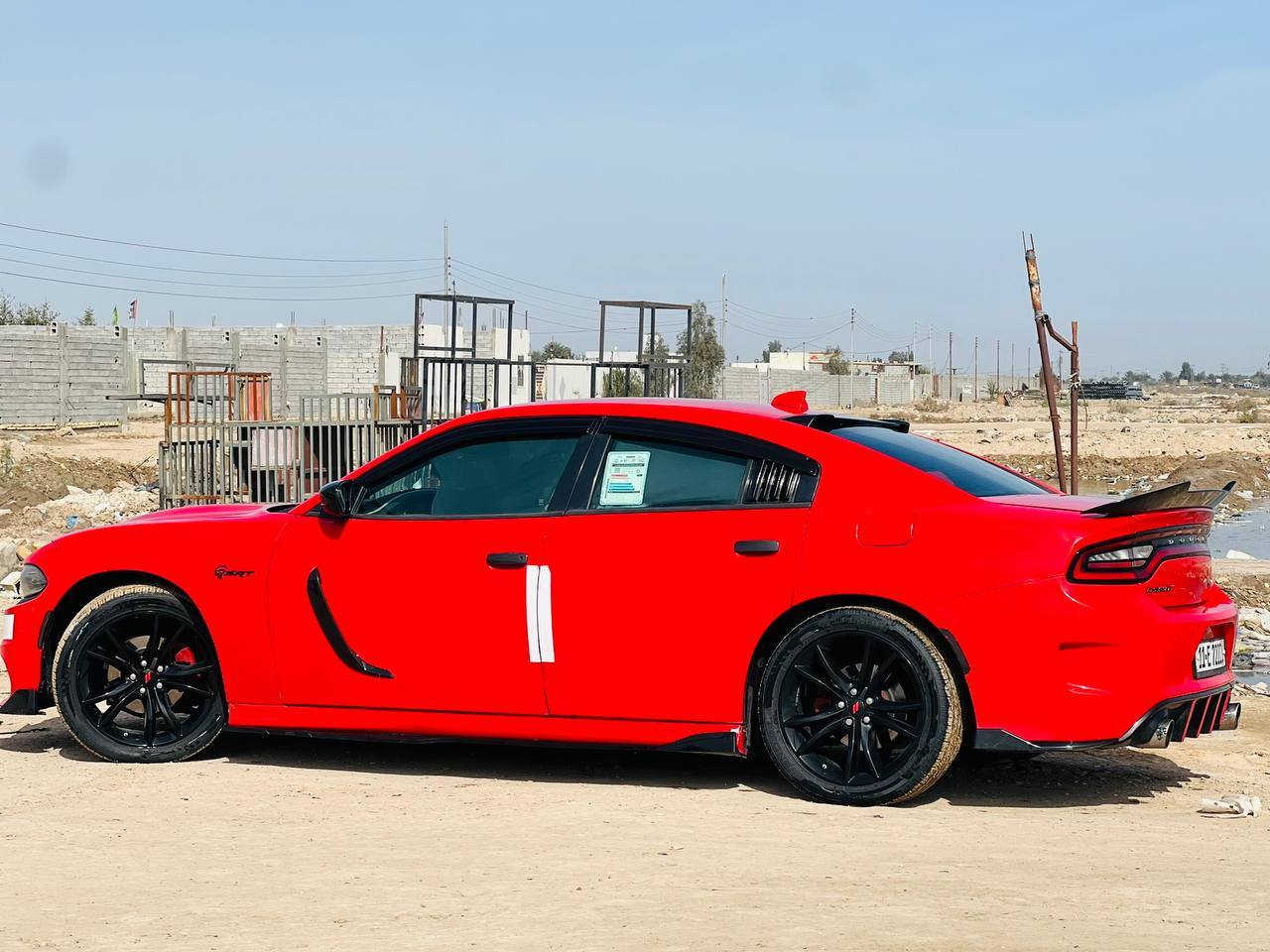 السلام عليكم
جارجر 16 اصل تحويل مباشر رقم بغداد 
وارد امريكي جاملغ امامي وخلفي وبيبان كلير ٤ قطع صبغ جهة الصدر 
محرك ٣٦٠٠ مكفول كير واكسل تخم تاير ويل بلاك توب جديد 
تحديث كامل srt مع كت كامل لحايه 
مواصفات الجارجر عدا الفتحه 
تو ويل مع حجر بلاد 
تبريد مبرمجه على ٢٠٤ تشتغل سرعه حماوه بالصيف ماكو 
بالخير على الياخذه سعره ١٧٥ للاستفسار الاتصال ***********
***********
وسلامتكم مكاني ناصريه الغراف
