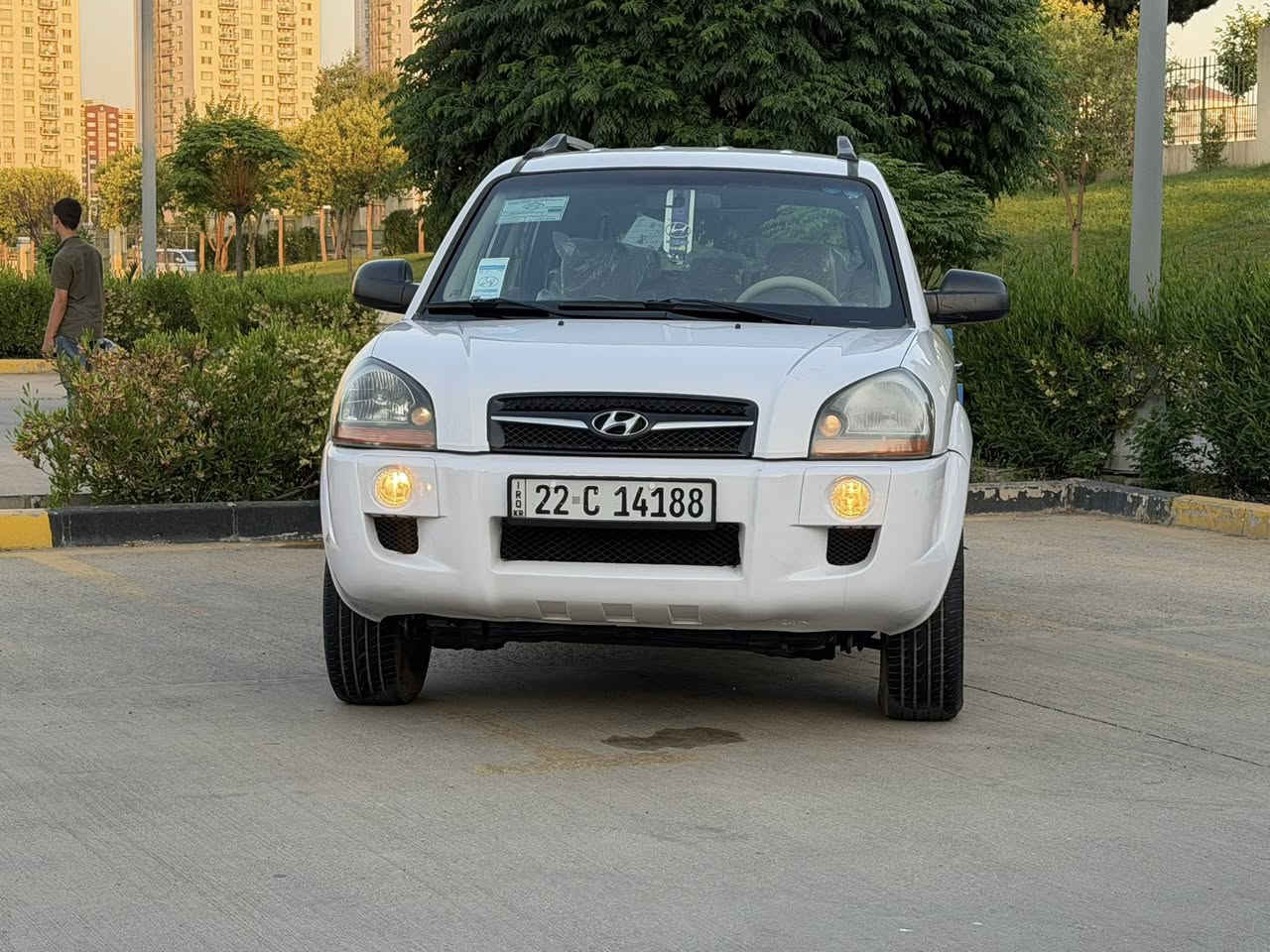 سلام عليكم توكسان موديل 2009 خليجي للبيع مواصفات السيارة
محرك 2000 دوش گير آيتي+
 گير اوتوماتيك +  گير عادي
شاشه جبيرة  + كامرة 
منضومه تبريد جديدة 
حداديه أمامي خلفي كله جديد 
تخم تايرات جديد + ويل گب
 جديد داخل لونين رصاصي وعسلي 
ارقام سنويه+ هزة وبراد كوله جديد 
شرط تحويل أو الوكاله
 نص باب سائق صبغ +
جاملغ خلفي اربع أصابع كارت 

عنوان السيارة سليمانية 

للاستفسار ***********

السعر/  113
