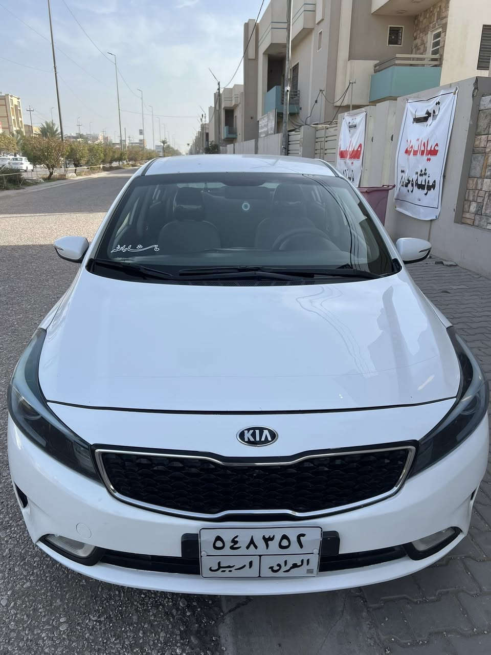 سيراتو2017
بيها رشات صبغ بدون دواخل او حادث ابيع حزام
كير مكينه حداديه تبريد مكفول
ماشيه 180
سعرها 110
***********
