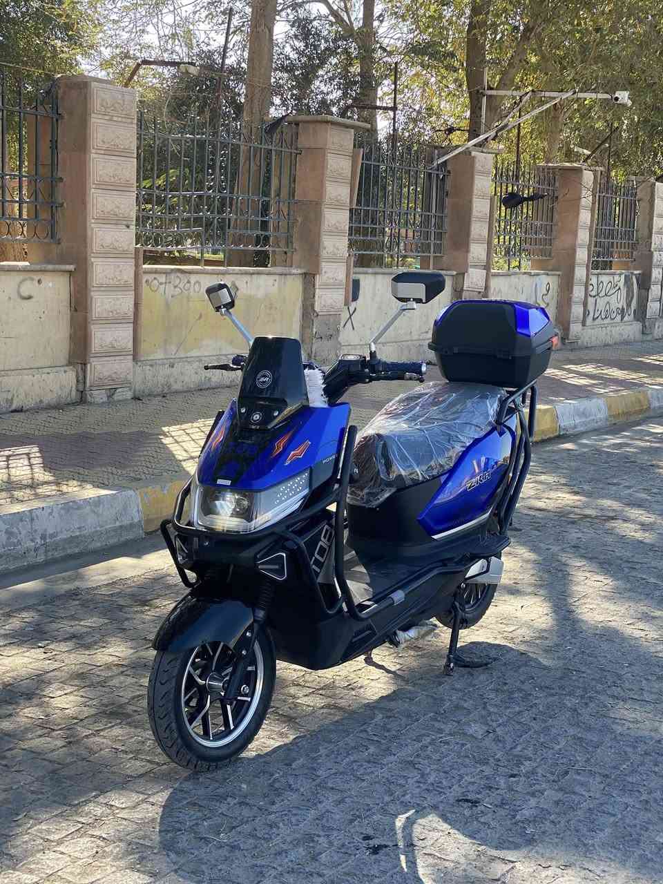 عمي اني ما اجيب الشي العادي سكنس الوحش مستخدم شي قليل ملف 2000 سماعات بلوتوث تاير حجم 12 شتريد احجيلك متكلي السعر فقط 750 للتواصل ***********
