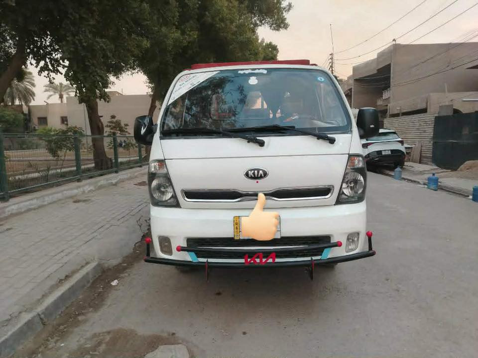 كية فحل 4000مفتوح موديل 11 بغداد مكفول كير مكينه شاصي رقم شاصي واضح مكان بغداد***********
