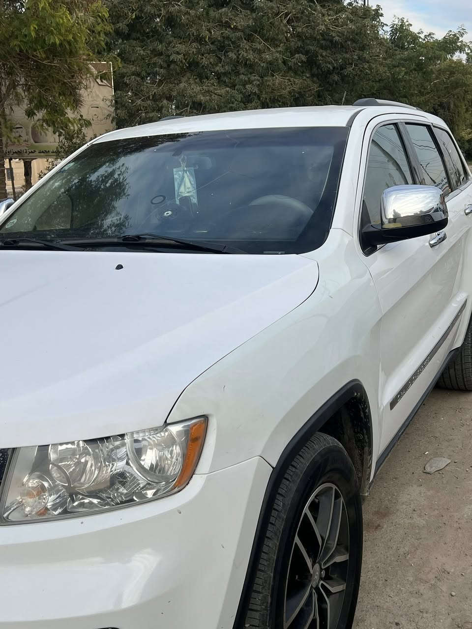 السلام عليكم جيب لاريدو موديل 2013 رقم بغداد وارد امريكي مواصفاتهاا معروفة تخم تاير جديد ادامة منظومة بانزين كاملة لايت فول زنون السونار مرفق بالصور 
السعر 157 وبيهاا مجال قليل 
مكانها صلاح الدين قضاء بلد 
***********
