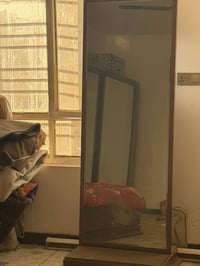 غرفه • للبيع • بلديات」「شارع المصرف」「يم حسن وحسين