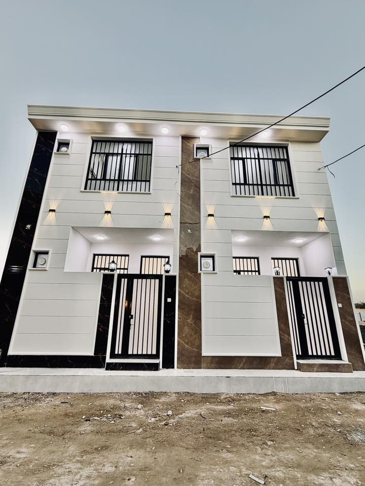 كربلاء المقدسه قرب الامام الحسين
يالله السلام عليكم 

دار مساحه (50) متر طابقين بناء طابوكً

بناء حديث شغل درجه أولى 

جنس العقار طابو سند (25) قرار محكمه 

مكاتبه وقرار مع صاحب البستان مباشر 

العنوان كربلاء المقدسه كنطره السلام 

تبعد عن الامام الحسين ع مسافه كيلوين 

عن طريق الزوار مسافه (50) متر 

الشارع الكدامهه عرض (7) متر تبليط 

مزيد من المعلومات تصال او مراسله عبر الوتساب 

علاء العبودي 

***********

***********
