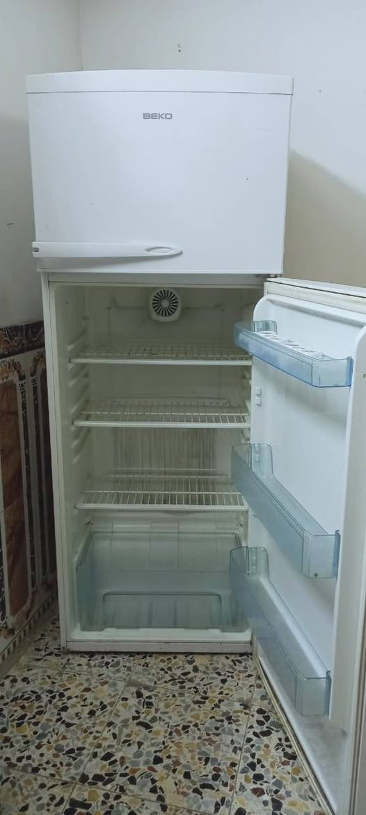 ثلاجه بيكو نظيفه
١٥٠ نهايتها
العنوان بغداد التاجي قرب المعسكر


**إذا كنت صاحب هذا الإعلان وتريد حذفه لأي سبب، رجاءا أرسل رسالة إلى الدعم الفني**