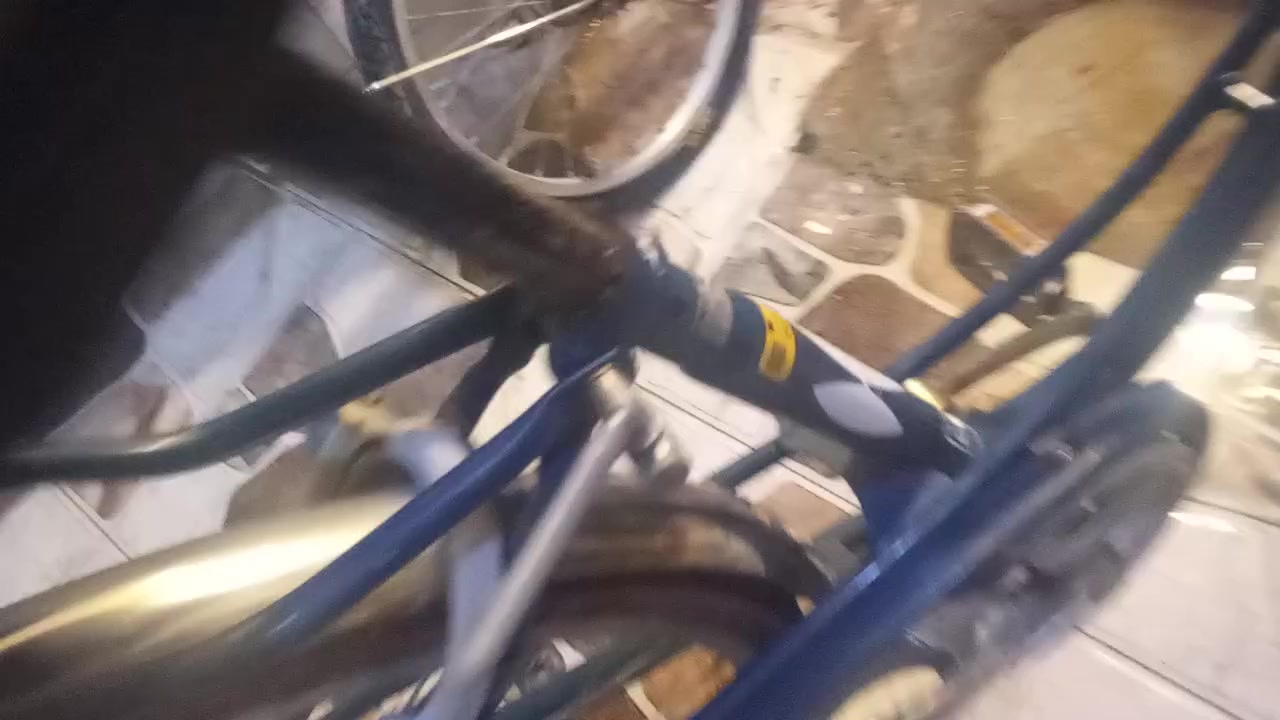 سلام عليكم بايسكل للبيع ياباني تايرات جديد سعره 85 وبي مجال


**إذا كنت صاحب هذا الإعلان وتريد حذفه لأي سبب، رجاءا أرسل رسالة إلى الدعم الفني**