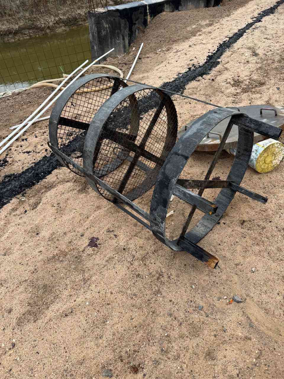 متوفر تنور مندي عدد 2 , ***********
