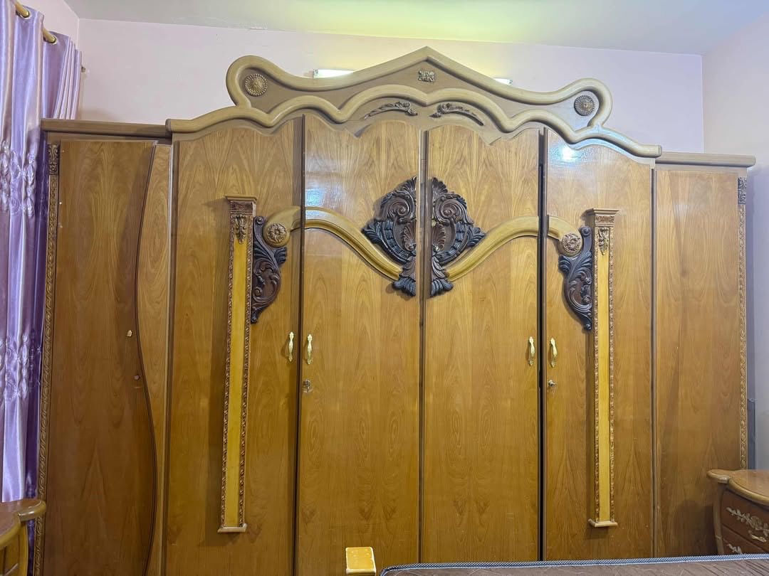 السلام عليكم غرفة نوم للبيع نجارة ٧ قطع العنوان الناصرية حي اور السعر ٥٠٠ وبيها مجال رقم الهاتف للتواصل ***********
