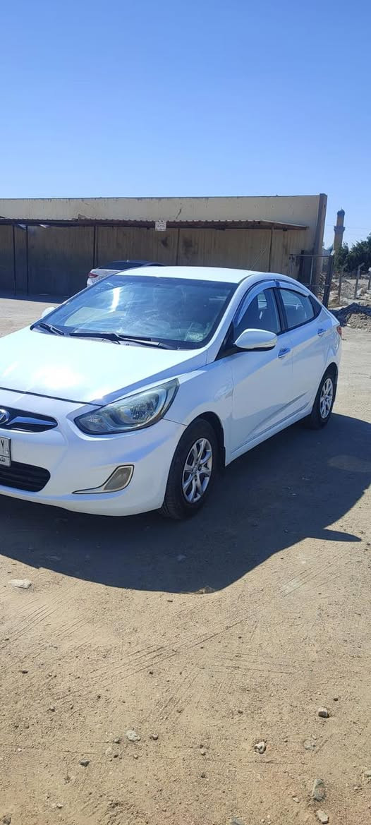 اكسنت موديل: 2014
السيارة باسمي (ملكية أصلية)
كفالة عامة
تحكم بالستيرن (الدركسون)
إشارات بالمرايات
المكيف تبريد ثلج ❄️
التدفئة شغالة 🔥
دوشمه جديدة 
السيارة نظيفة وجاهزة للاستعمال
للاستفسار *********** واتس اب موجود 
السعر 105 وبيها مجال 
المكان/ النجف
