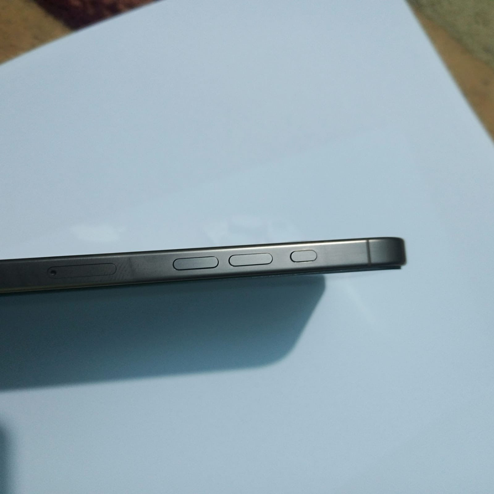 سلام عليكم آيفون 16برو ماكس شرق اوسط بطاريه 100عدد دورات 66جهاز مكفول زلغ مابيه سعر مليون650وبيه مجال***********
