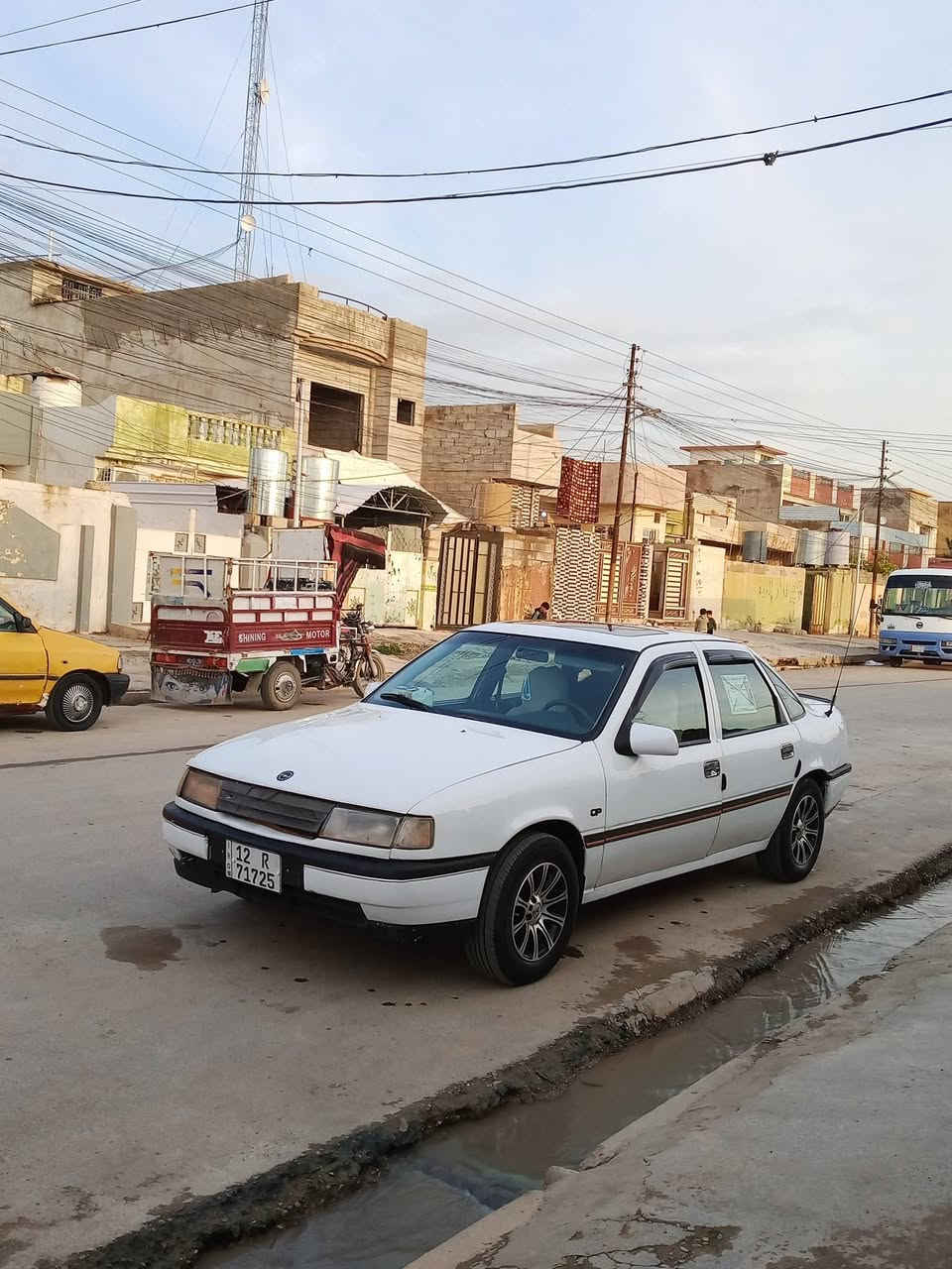 السلام عليكم فكترا 16 موديل 90 كربون بنزين تصليح دواير ودوسات نينوى رقم انكليزي ‏‪***********‬‏ 
‏‪***********‬‏ غير متواجد على الفيس اتصال على هذه الارقام سعر 45 بها مجال السياره تايرات صار اسبوع من شديتهم طخم جاهز 👍
