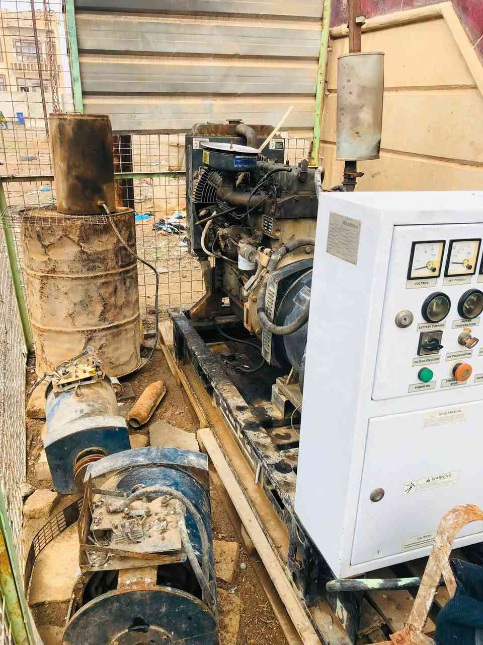 السلام عليكم مولد صيني 30  كي في ، المحرك يفتر باليد مو جيم، بيه لغوة بدشلي السنتر ومتروك 3 سنوات، البيع على حالته لأعلى سعر مكاني كركوك 
*********** للتواصل على الواتساب فقط
