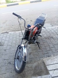 دراجه تايكر البيع نظيفه شغاله فول رقم الهاتف   ‏‪07753623294‬‏