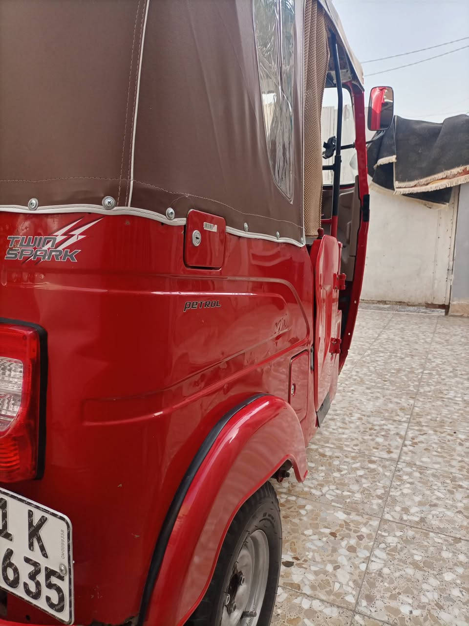 تكتك البيع
2022شهر 11
تكتك نضيفة 
يعني كبل لشارع 
العنوان سبع اقصور 
***********
