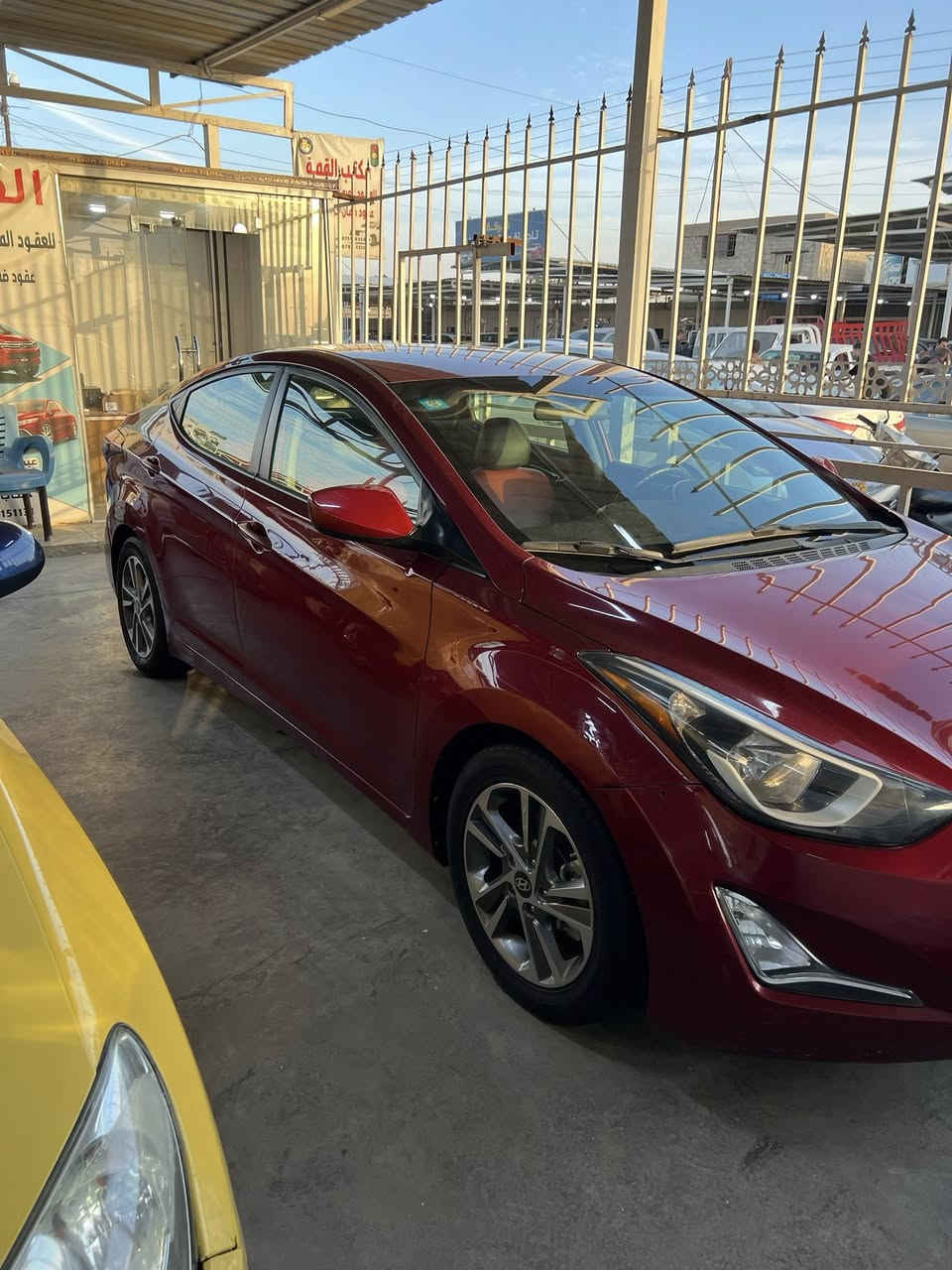 سلام عليكم النترا موديل ٢٠١٦ سياره جاهزه من كلشي سياره جديده هزه وسنويه ورقام جدد بسمي ماشيه ١٠٠حقيقي بيها صبغ قبق الصندوق وهلال خلفي ليبل واحد 1️⃣ مكاني بغداد المحمودية ناحيه الرشيد السعر ١١٥ وبيها مجال 
***********او ***********
