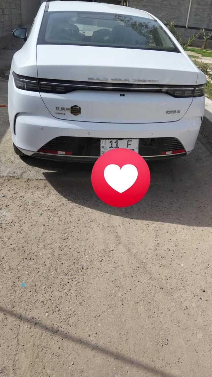 بي وايدي دسترويل موديل 2025للبيع
مكفوله من كلشي سياره على وضع الشركه 
بسمي تحويل ثاني يوم 
رقم بغداد 
ماشيه قريب ال  ٨٠٠٠ الاف 
مكاني بغداد التاجي 
اي استفسار هاتف ***********
