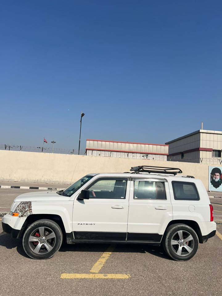 سلام عليكم جيب باتريوت 2017 سياره داخله مكفوله بيها بس هاي الضربه بلعراق نضرب بجاملوغ السياره امريكي حادثها بلخارج فقط دعاميات مبدل السياره محرك 2400cc ممشه قليل فول مواصفات جلد وفتحه السياره سنويه ورقم جديد بسمي السعر 145بيها مجال التواصل ولستفسار الرقم ***********
