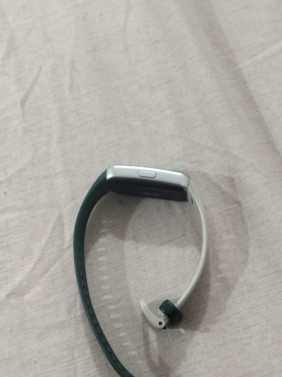 السلام عليكم ساعة هونر باند 7 أصلية السعر,40الف وبيها مجال المكان الزعفرانيه


**إذا كنت صاحب هذا الإعلان وتريد حذفه لأي سبب، رجاءا أرسل رسالة إلى الدعم الفني**