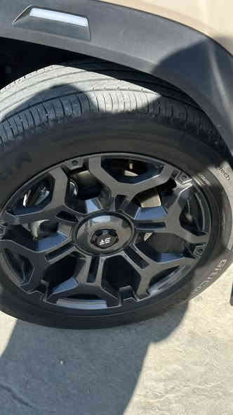 جيتور T2
فول موصفات 
2025
رقم بغداد بسمي 
كلين تايتل مكفوله من زلغ مغله نانو مات 2100$
ماشيه قريب 6000km
مكانها بغداد كاضميه 
***********
