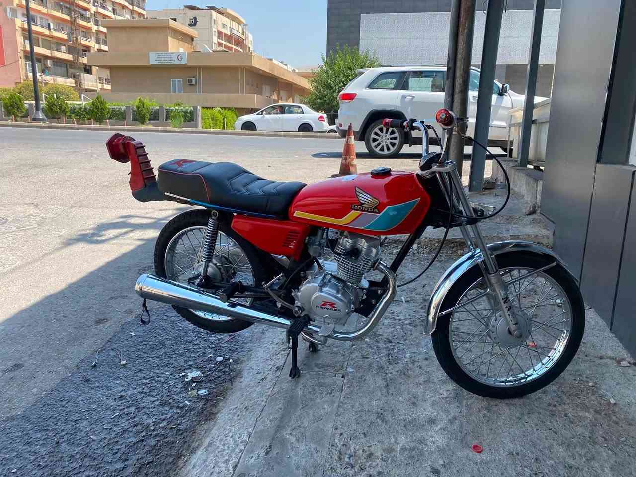 سەرەتا بەناوی خوا
rapido 2025
براکانم ئەم گوڵە بۆ فرۆشتن 
بەس ماشەڵی ئەوێت لەجوانیو لەقوەت
زۆربەقوەتە ٤کەپس هەڵیسێنە 
فوول سەنتەرە مەکینەو شانسی بەشەرت
شانسی بەشەرت درزو تەقیو لەحم
مەکینەی بەشەرت سەرفو سەوتو دوکەڵ 
ڕۆن لێچونو شتی نیە 
هەرکەس حەزی لێبو چاتکات یان تێل لەخزمەتیام
شوێن:سلێمانی
نرخ:380 معامەلە
***********

