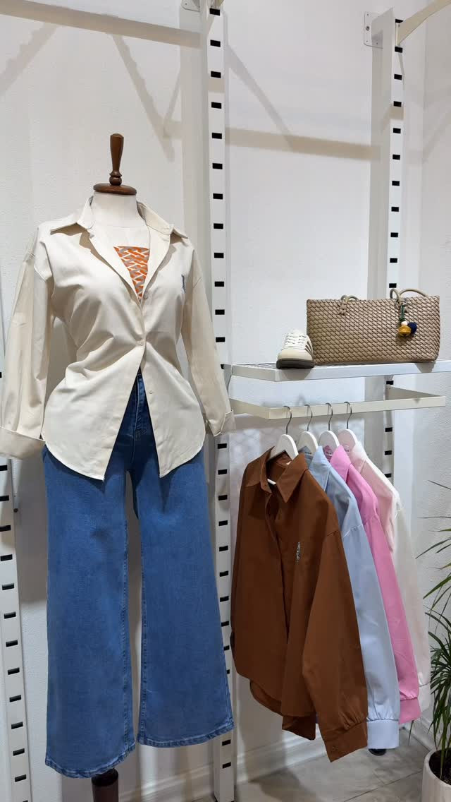 ⁨	قميص ماستر بنات ديور ✨♥️ 
طول يغطي نصف الورك ♥️
فري سايز يلبس وزن 45 الى 80 ✨ 
حجز سريع ***********📱⁩
