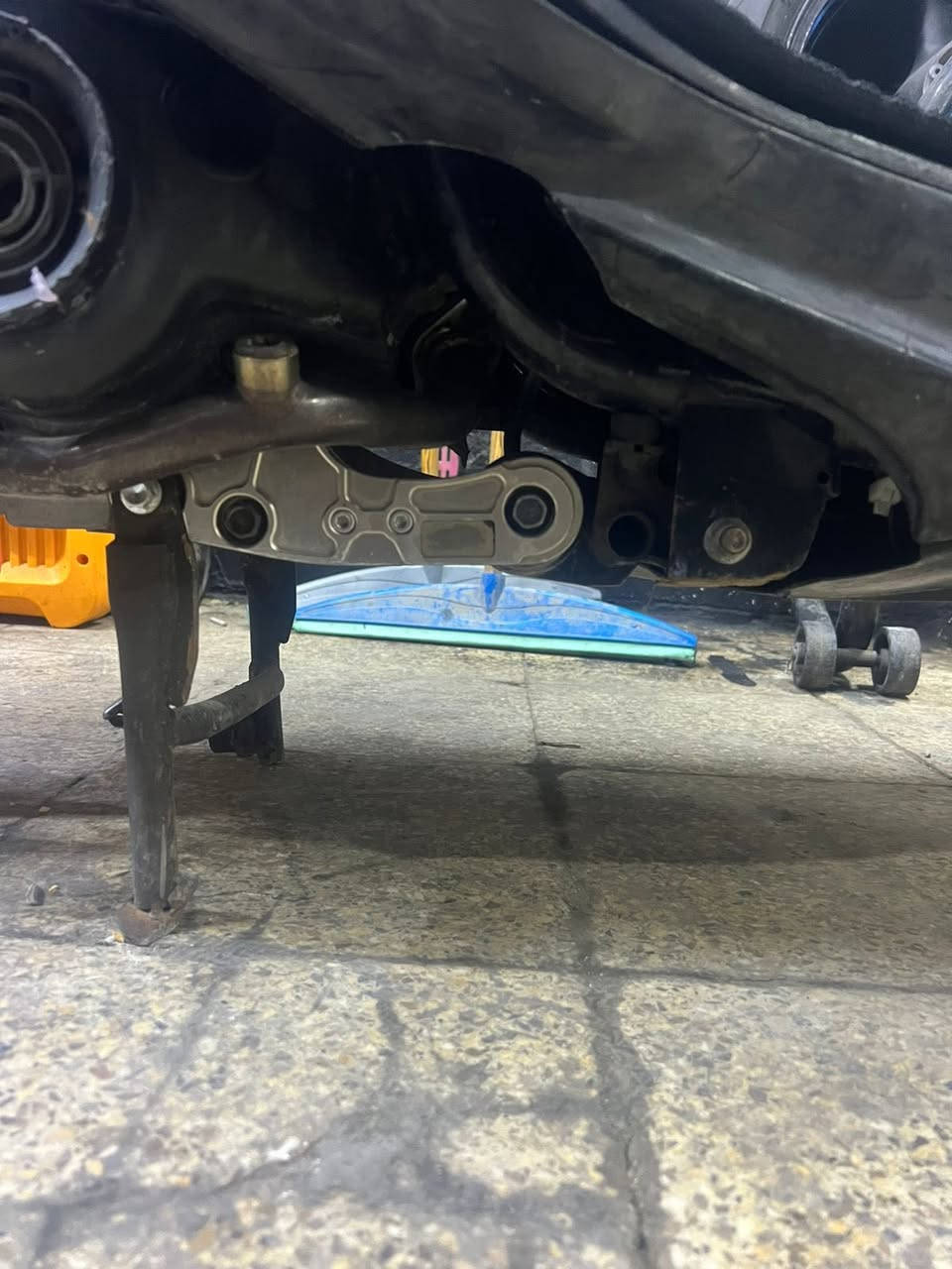 السلام عليكم ماكس 120
55بلادي  بيها كومه غراض وكفر مال اربع ولفات دراجه مال رمبه ***********
