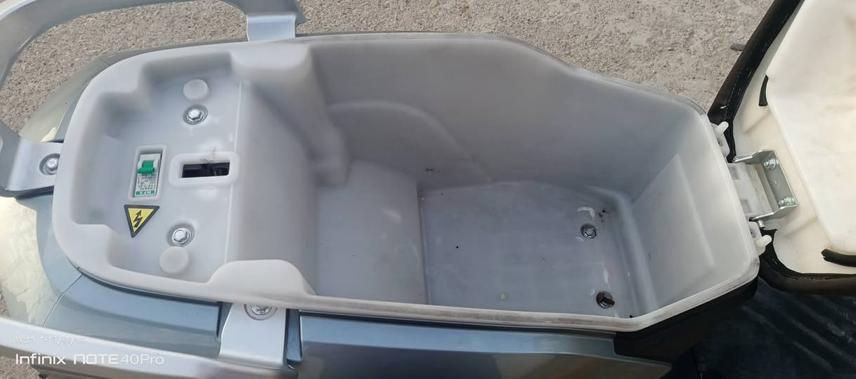 السلام عليكم دراجه تيسلا للبيع فول مواصفات الدراجه نضام P  فيها مثبت سرعه الدراجه جديدة 6بطاريات الكبار صندوق كبير  نضام بصمه دراجه من شركه تالج وكالة مرايات بك لايت اشاير  يمنه يسره السعر 650وبيها مجال 
 العنوان بغداد جسر ديالى القديم الشراي يجي خاص


**إذا كنت صاحب هذا الإعلان وتريد حذفه لأي سبب، رجاءا أرسل رسالة إلى الدعم الفني**