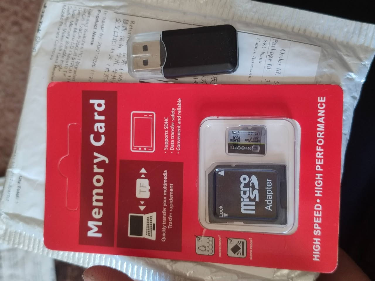 سلام عليكم اربع رامات امزون اصليات 
شركة شاومي سعة تخزين 2TB Pro plus3 A2 xc1
شركة شاومي سعة تخزين 1TB V30 xc1 A2 
شركة سوني سعة تخزين 256GB XC3 A2 
شركة سوني سعة تخزين 1TB XC3 A2 
رامات امزون جدد تأخذ على الفحص
تواصل على هذا الرقم *********** 
سعر خاص
