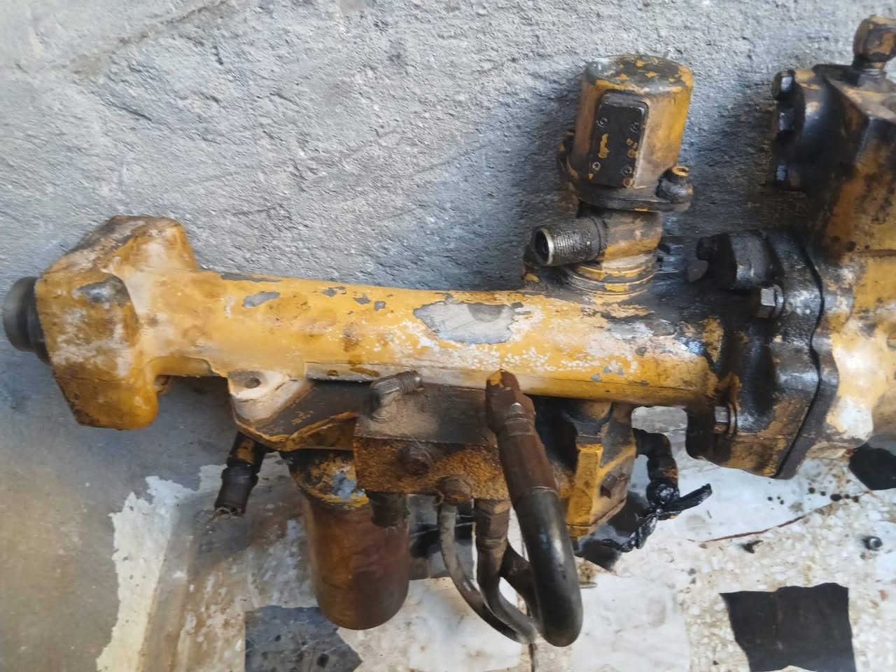 سلام عليكم
بم كوماتسو درجه اوله السعر 200 الف
 مكاني بغداد البلديات ***********

