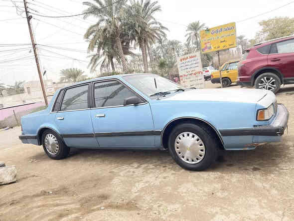 سلام عليكم 
سلبرتي امريكي 1989 
محرك امباله 3400 
كير حاويه 
مدوشم داخل عام 
بيه كازكيت فقط 
رقم صلاح دين 
***********
