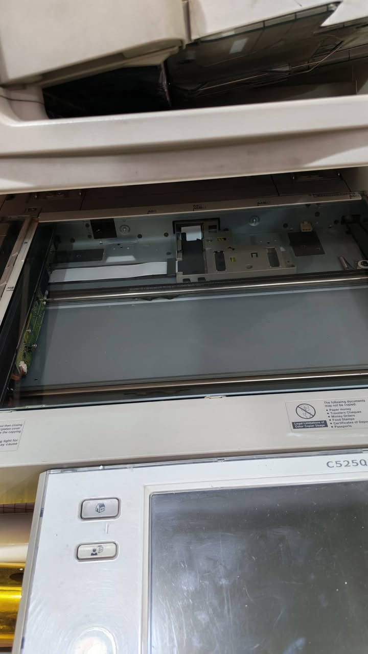 جهاز استنساخ نظيف مثل ما موضح بالصور نقصه فقط الحبر ماعرف بأسعارهن حط السعر الي يرضي الله مكاني البصرة


**إذا كنت صاحب هذا الإعلان وتريد حذفه لأي سبب، رجاءا أرسل رسالة إلى الدعم الفني**