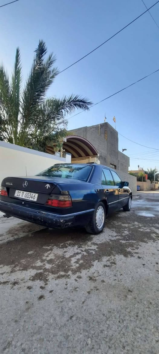 اسلام عليكم للبيع مارسيدس دب موديل 88 السياره بسمي قواعد نضاف
محرك بلادي 300 السياره تدفه تبريد شخال كشنات كهربائي خزن كهرباياته  علبلاد عده السلايت الماطور ضعيف وبيه خياس من يم جيه السدر بس عله كد مكان الجك السياره حلوه ونضيفه السعر 67 العنوان ديالى بلدروز  *********** بي واتساب
