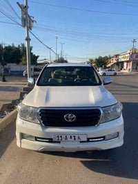 للبيع تويوتا لاندكروز 2010 (6)V سلندر 4000 رقم بغداد بسمي شرط التحويل ...