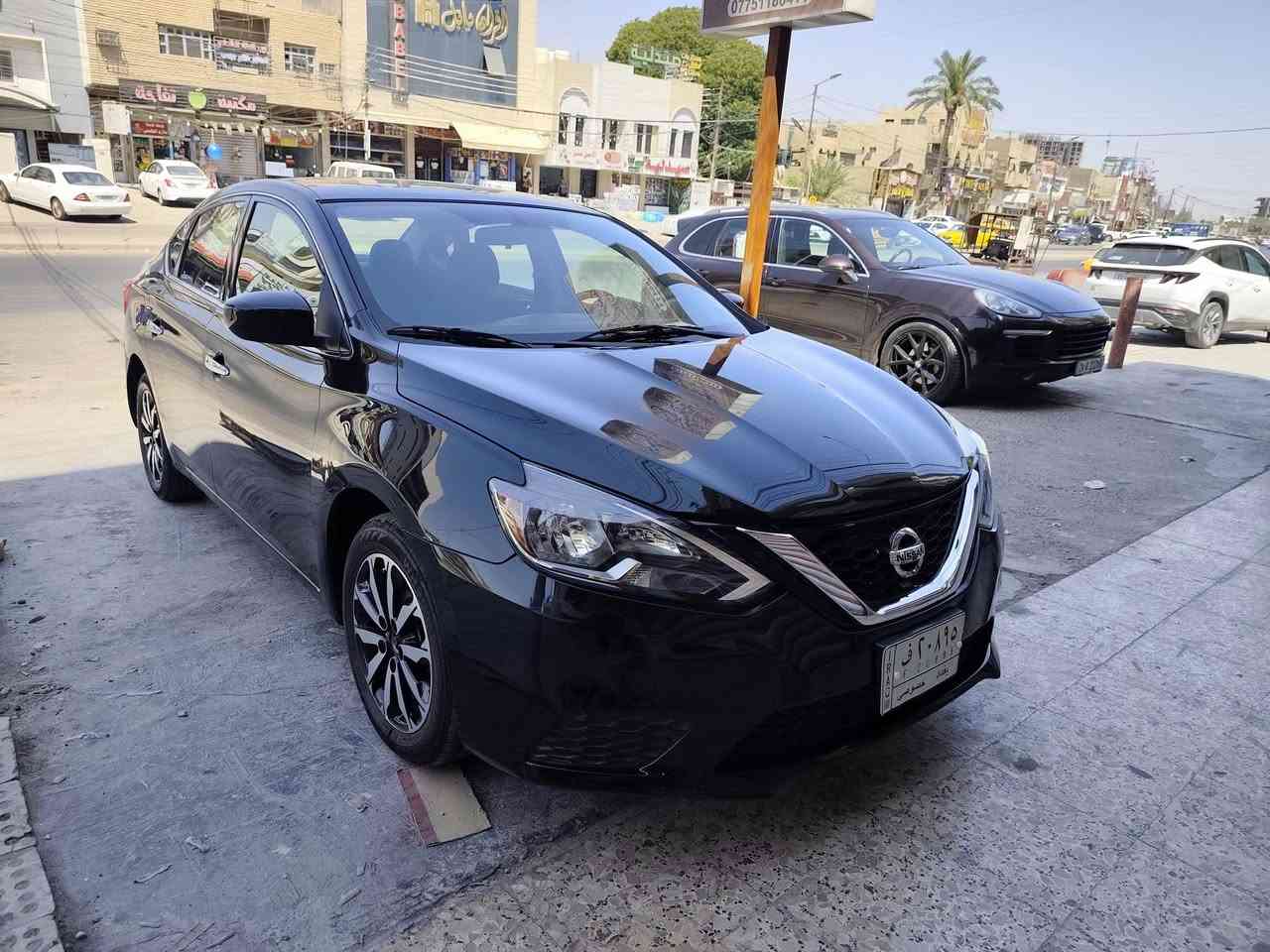 السلام عليكم سنترا 2019للبيع حادثها جاملغ وباب بدون أيرباك وبيها بارد خلفي ماشيه 36000ميل السعر110وبيها مجال رقم الهاتف ***********
