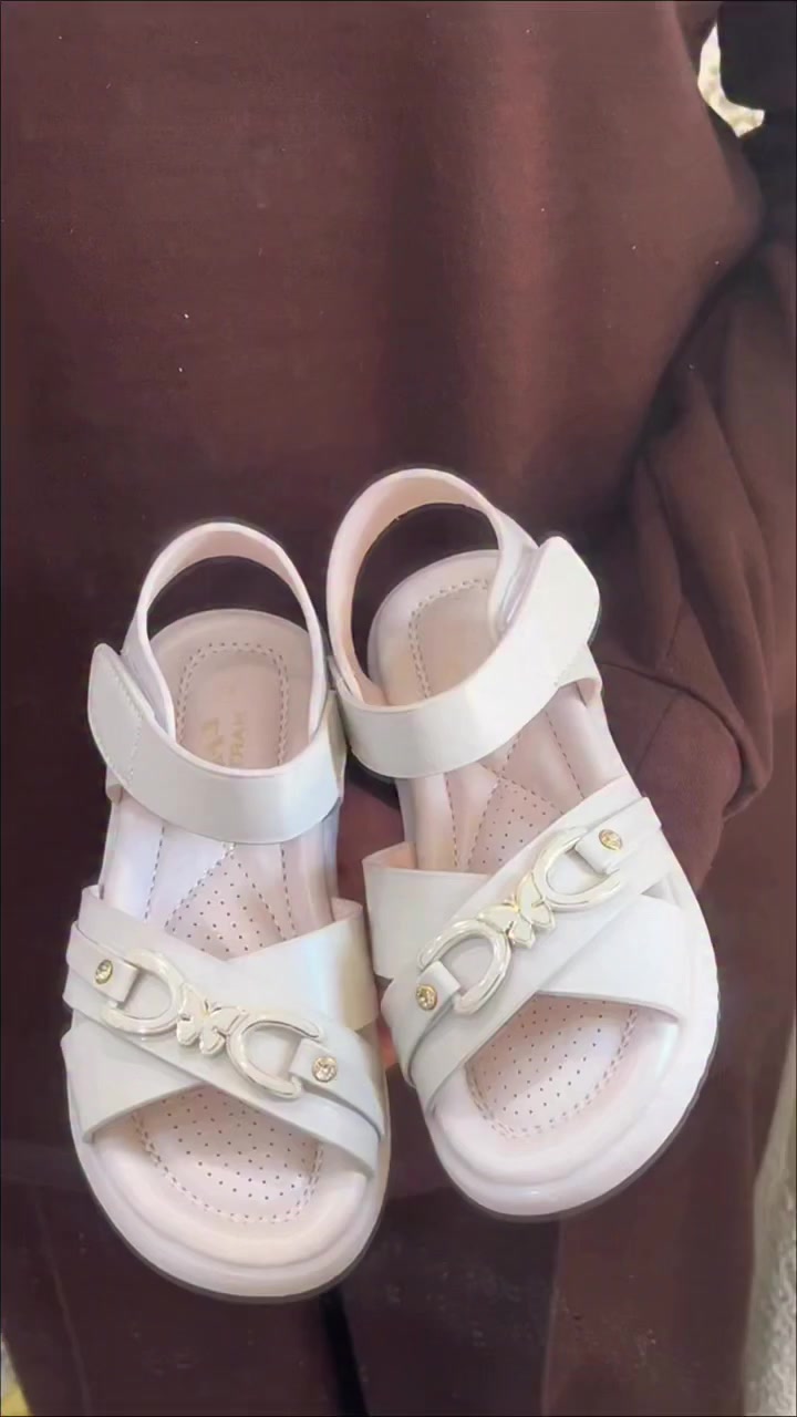 موديل احلا من موديل الصنادل البنات الأميرات 🤍🩶🙂‍↔️ متوفر بلونين الأبيض والبيج 🤍🤎 بقياسات من 26الى 31 لحكو قبل لا يخلصون 🏃‍♀️🏃‍♀️🏃‍♀️#اكسبلورexplore #اكسبلور_فولو #اكسبلورر #اكسبلور


**إذا كنت صاحب هذا الإعلان وتريد حذفه لأي سبب، رجاءا أرسل رسالة إلى الدعم الفني**