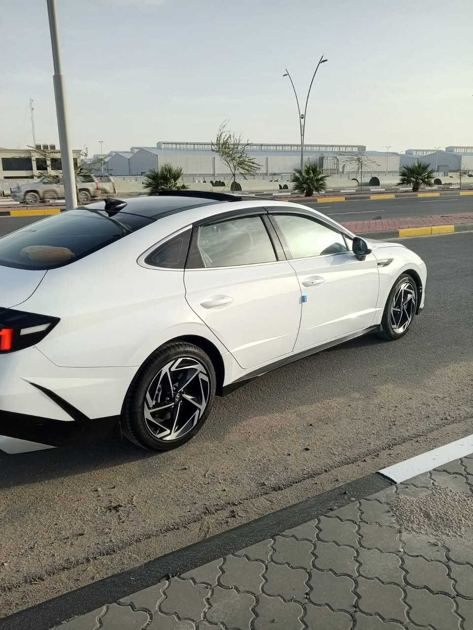 للبيــع سوناتا خليجي بانزين  زيرو   (2025)
محجـــوزة للمصـــرف استقطاع مباشر 
رقم بغداد دولي فول مكينه 2500
السعر / 230 ورقة وبيهة مجال 
ماشية 3 الاف 
الهاتف/***********
ملاحظه /مكان السياره بصره حي بغداد خلف مجلس المحافظة وراعيهة بصرة براضعية
