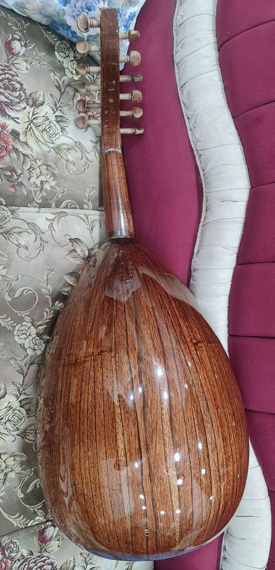 سلام عليكم للبيع عود زرياب سحب سويتله بعض التعديلات بيد الاسطه سنان  مكاني شهداء البياع السعر والاستفسار الاتصال  *********** يوجد واتساب
