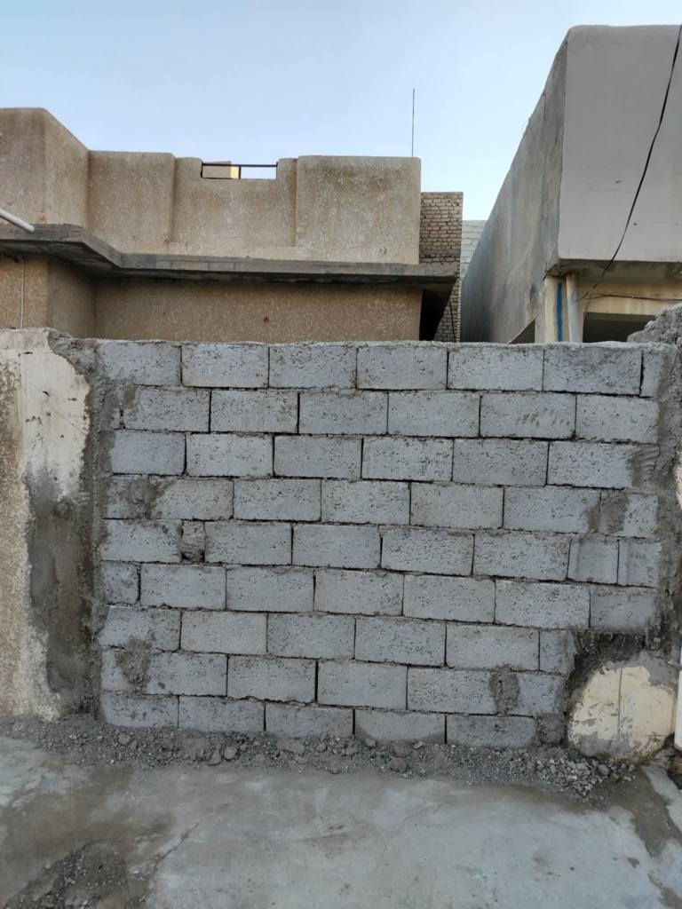 بيت قطع مسلح مساحة ١٠٠ متر للبيع بعقوبة حي المعلمين بفرع مطعم اللوان يحتوي ع ٣ غرف نظيف جدا
السعر ١٠٠ مليون وبي مجال بسيط 
للاستفسار
*********** بعقوبة, ديالى
