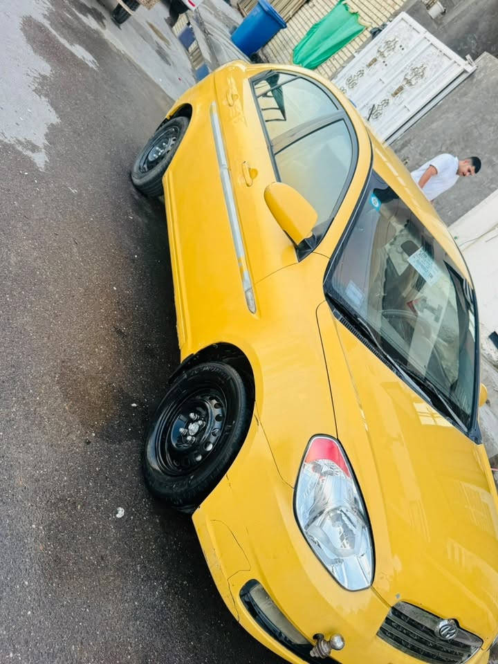 اكسنت ٢٠٠٩ خليجي
رقم بغداد باسمي سنويه وهزه ورقم كله جديد 
كير اوتو مكينه ١٦٠٠ 
سياره مكفوله من اي حادث كلش نضيفه
 كير ومكينه وتبريد وصدر كله مكفول 
سياره جاهزه ع اخر حبايه 
بيع ب ٧٩
مكاني بغداد جسر ديالى الجديد
***********
