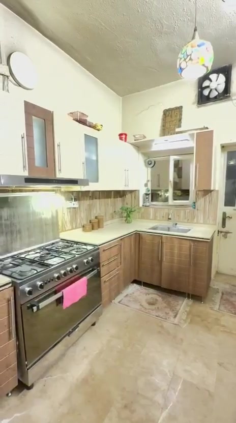 كاونتر اج دي اف كله حيل نضيف مع طباخ ومرشح وخلاط فواكه ومثرامه لحم وكله اناره داخليه الملحق مستعجلين عليه سعر ٨٥٠ نهايتهم المكان الحارثيه


**إذا كنت صاحب هذا الإعلان وتريد حذفه لأي سبب، رجاءا أرسل رسالة إلى الدعم الفني**