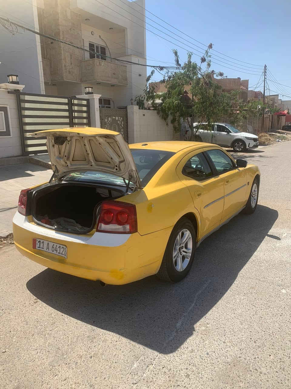 السلام عليكم شباب 
للبيع جارجر اصل عشره خطه بغداد تكريت رقم بغداد دولي سنويه جديده خط وبحث جديد 
للاستفسار ه ***********
