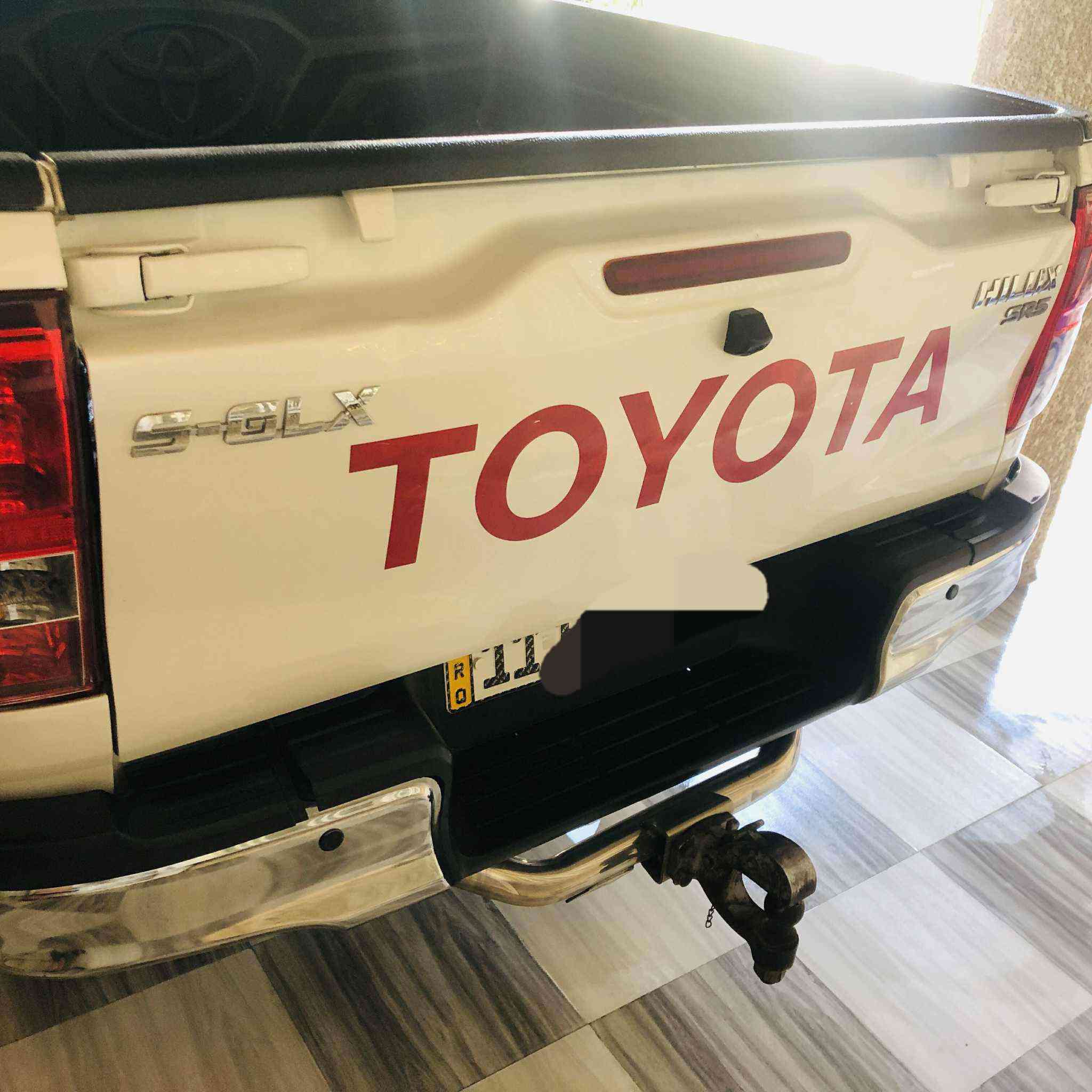 اللهم صلي على محمد وآله 
هايلكس سعودي اوتوماتيك رقم بغداد عاليه
مكفول بسمي شخصيا 
رقم انكليزي
للبيع وترهم
 امراوس 
 مواصفات السعودي معروفه
 تليفون ***********
اي استفسار عل خاص وتدلل
بيه وتساب
