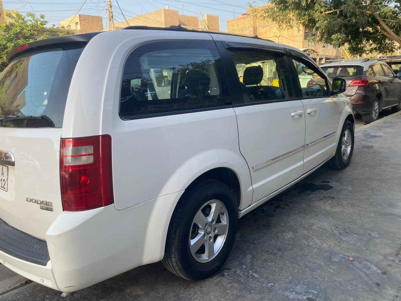 دوج كرفان 2008 قطعتين صبغ محرك 3800 رقم جديد هزه جديدة رقم بغداد العنوان بغداد (اخوان اني مكلف بالنشر هذه رقم صاحبهة ***********)سعر 110
